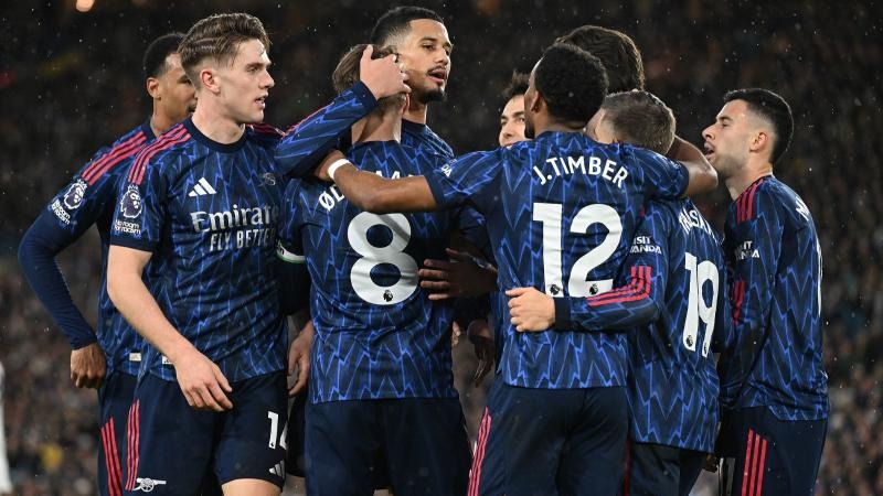 搞笑视频：足坛五大舞蹈排名，第一名猜猜看这是谁？